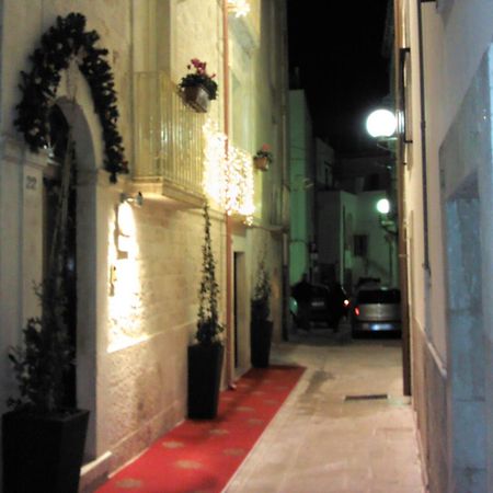 Albergo Diffuso Dimora Rossi B&B Turi Exterior foto