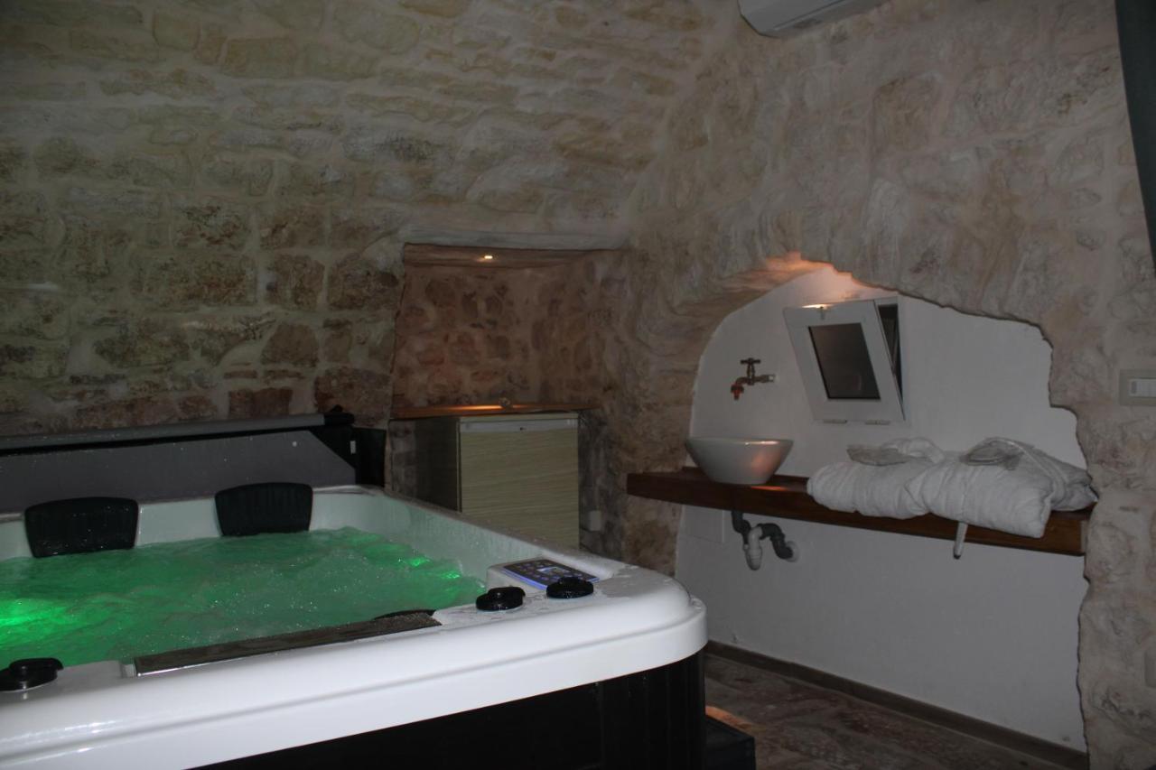 Albergo Diffuso Dimora Rossi B&B Turi Exterior foto
