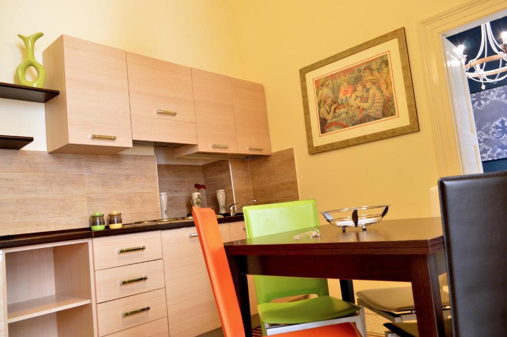 Albergo Diffuso Dimora Rossi B&B Turi Habitación foto
